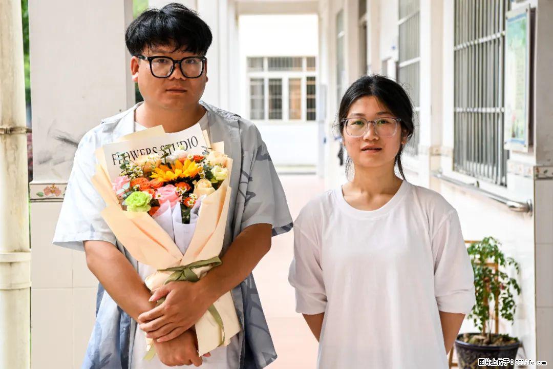 全网追的“扁担女孩”，找了一份暑假工，时薪12元 - 深圳生活资讯 - 深圳28生活网 sz.28life.net